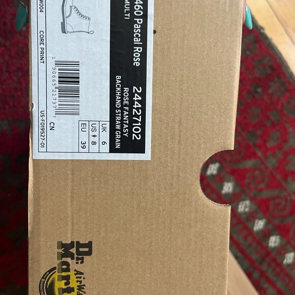 Doc Martens, size 8 US/ 39 EU, 6 UK, Rose Fantasy - Picture 2 of 4
